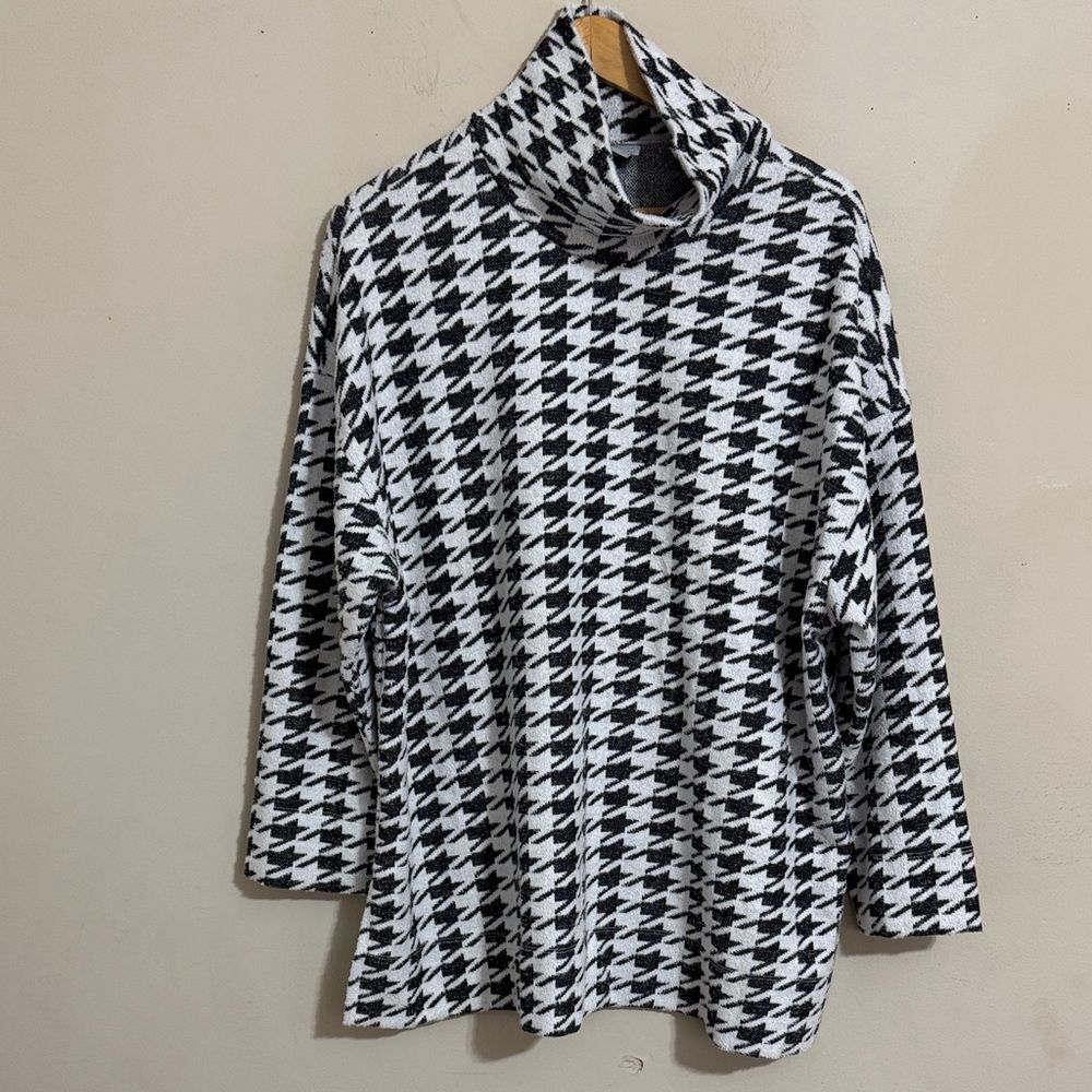 Chico’s Houndstooth Turtleneck Fleece Tunic Long Sleeve size XL Classic Casual